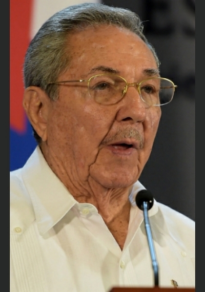 Dictadores con bigote - Raúl Castro